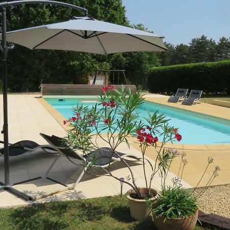 Le Coze Hotel Saint-Martial-de-Nabirat Екстериор снимка